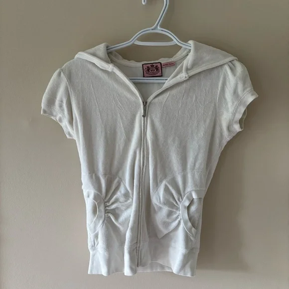 Sold - Picture 1 of 3